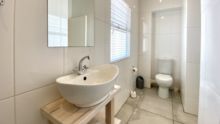 2 Bedroom Property for Sale in Elands Bay Western Cape